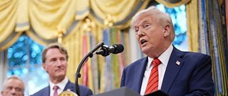 Trump threatens to impose additional 100% tariff on China